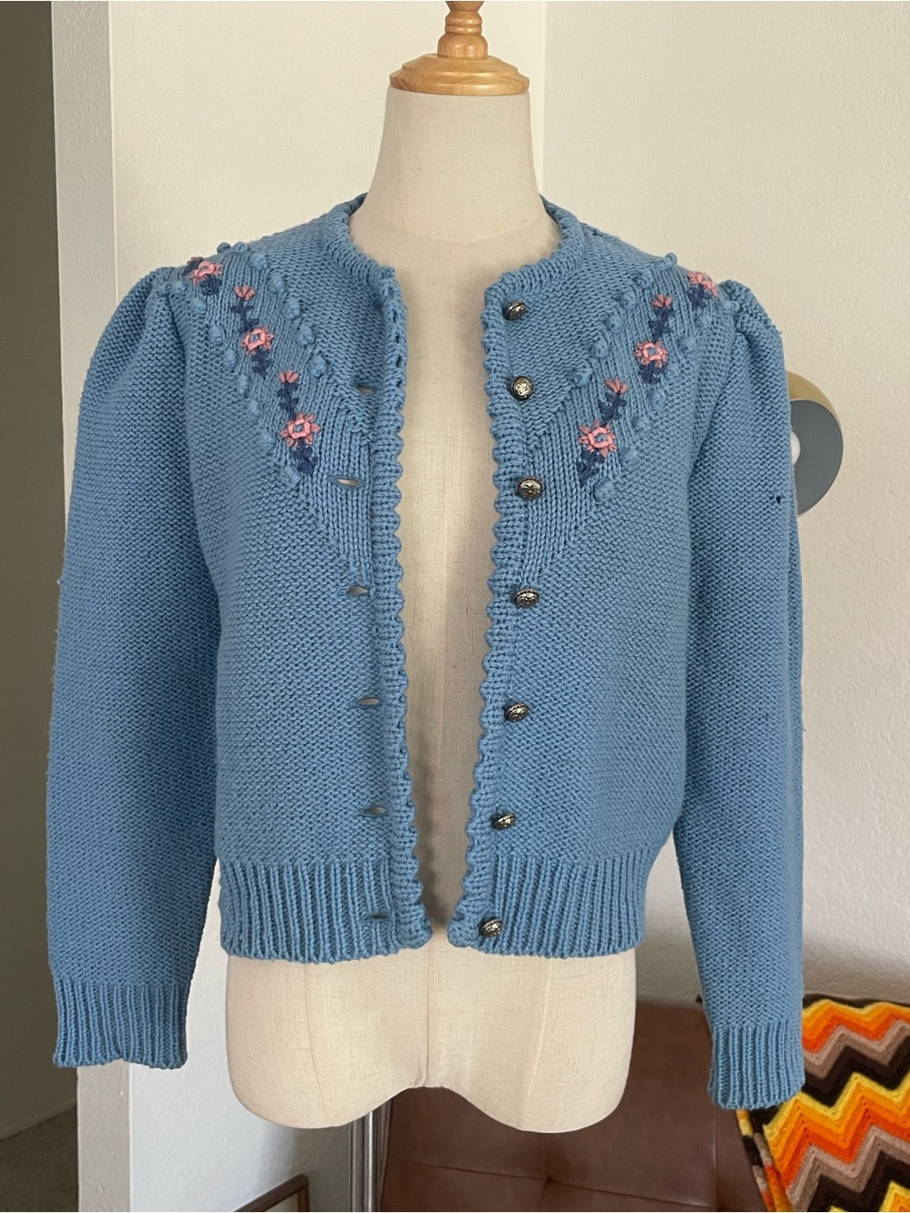 SOLD Vintage Giesswein Tirol Austrian Floral Cottagecore Boho Knit Cardigan - Picture 7 of 13